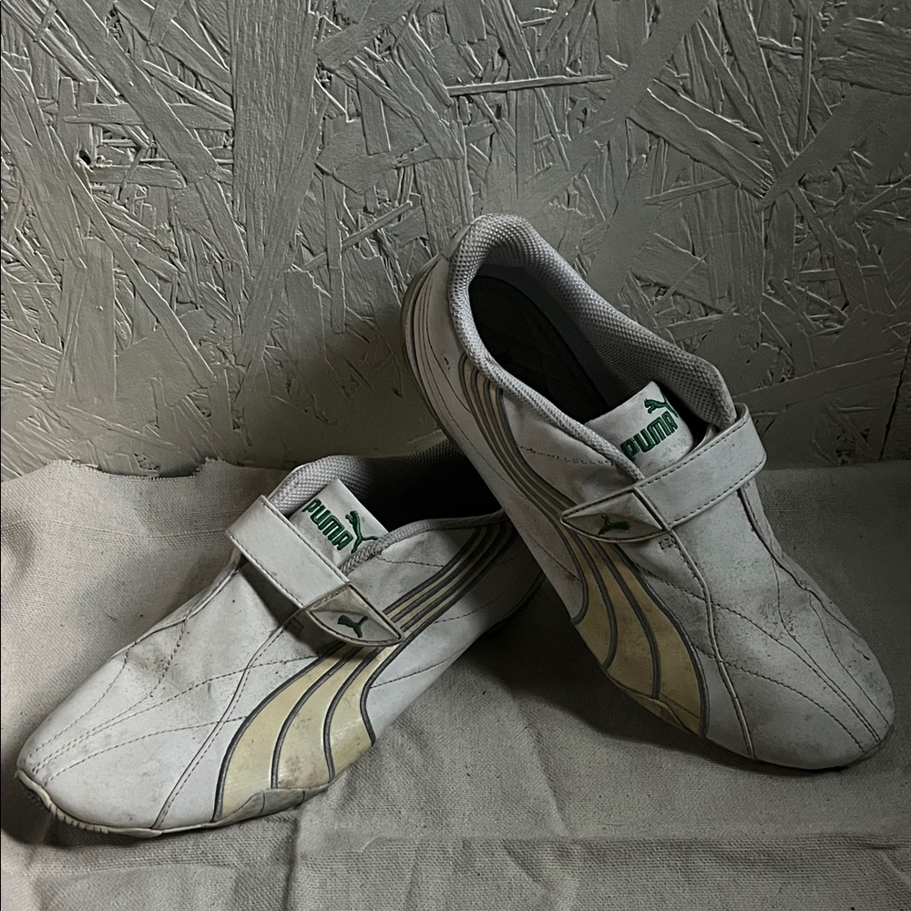 Puma White and Cream Slip-On Men's size 9 Sneakers